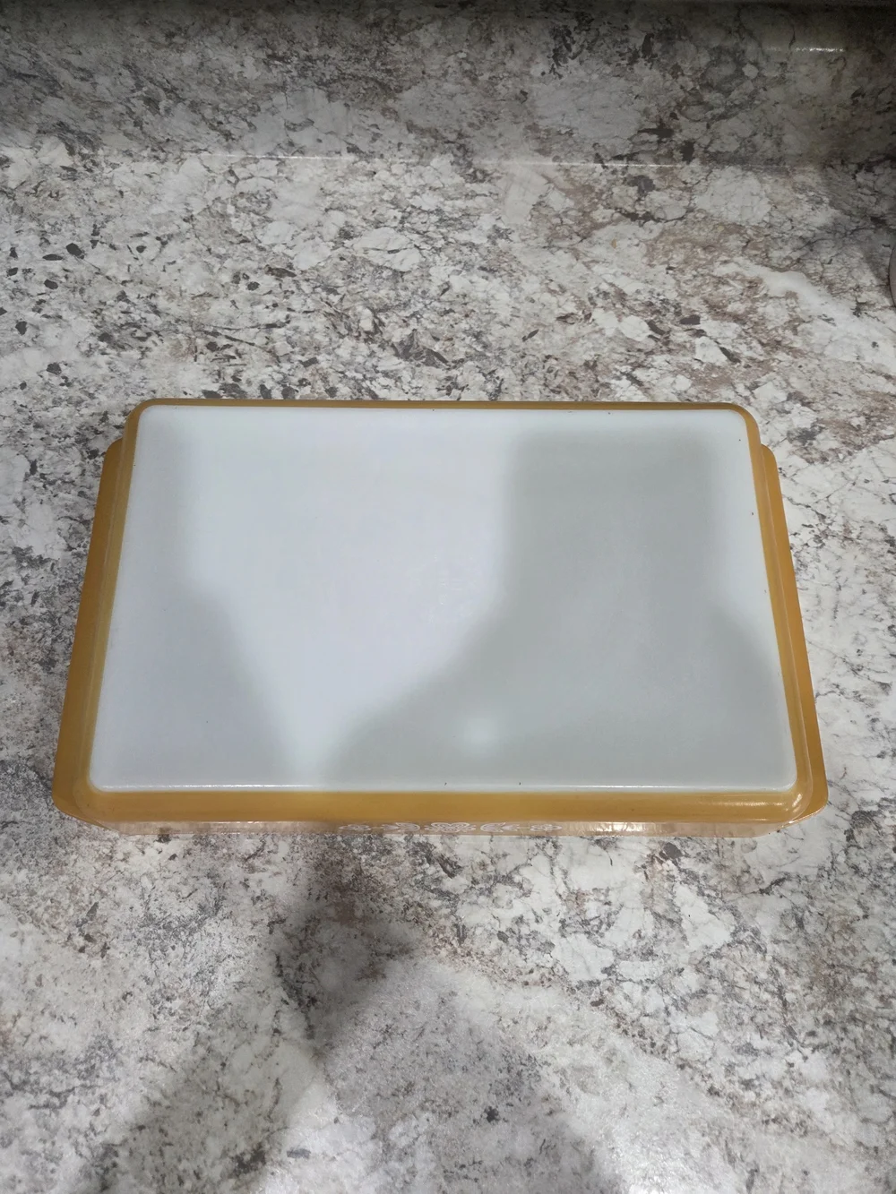 Pyrex durable yellow